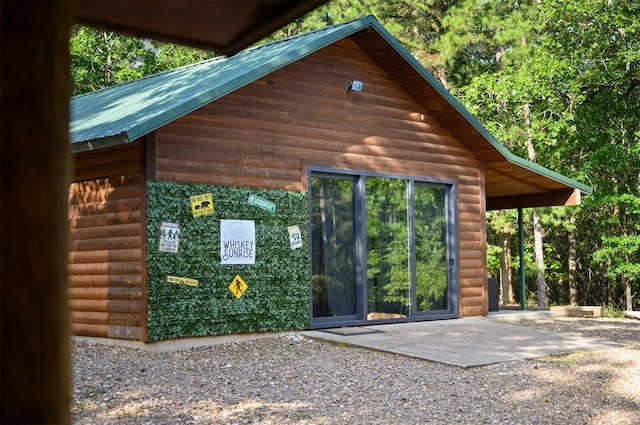 view of outbuilding