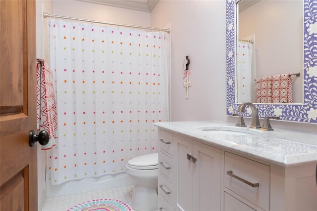 bathroom with curtained shower, tile patterned floors, crown molding, toilet, and vanity