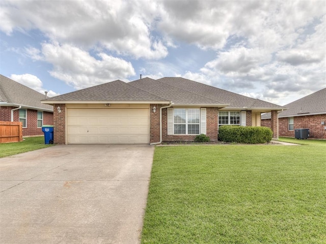 802 E Elder St, Mustang, OK 73064 - photo 1