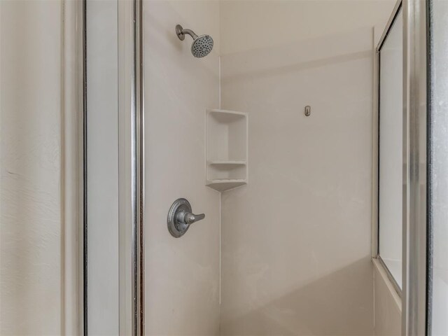 802 E Elder St, Mustang, OK 73064 - photo 28