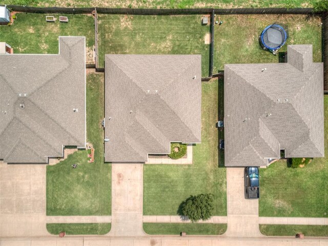 802 E Elder St, Mustang, OK 73064 - photo 48