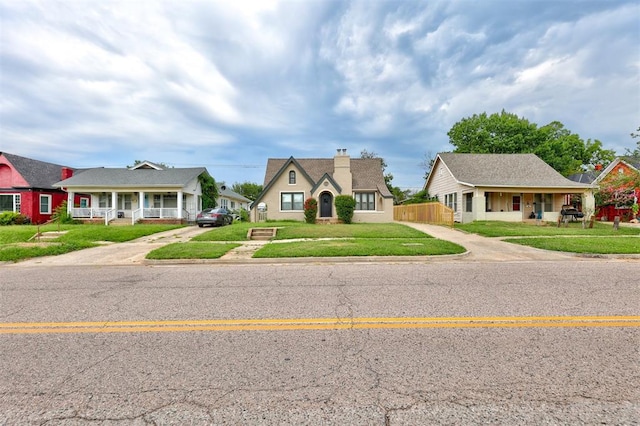 view of front of home with covered porch