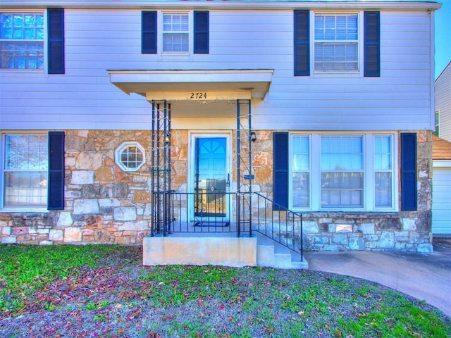 view of property entrance