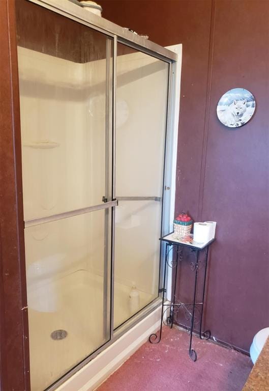 bathroom with walk in shower