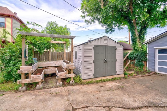 view of outbuilding