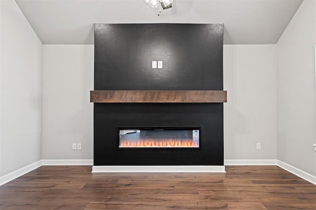 details featuring hardwood / wood-style floors and ceiling fan