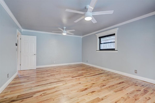 unfurnished room featuring light hardwood / wood-style flooring, ceiling fan, and ornamental molding