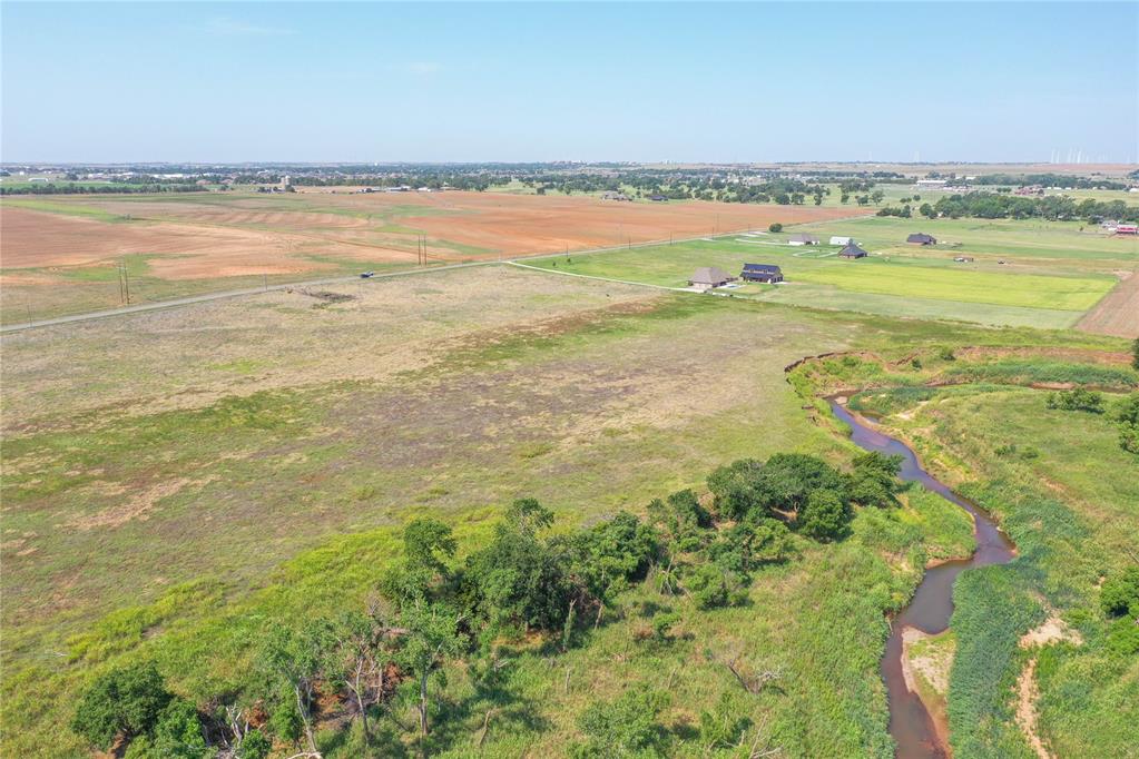 10 E Arapaho Rd, Weatherford, OK 73096 - photo 1