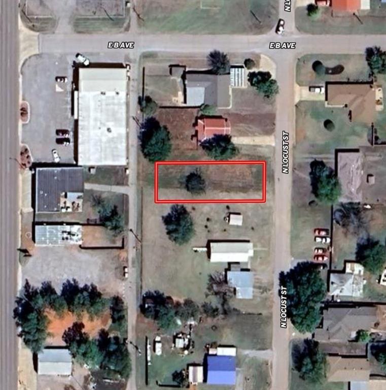 515 N Locust Ave, Elk City, OK 73644 - photo 2