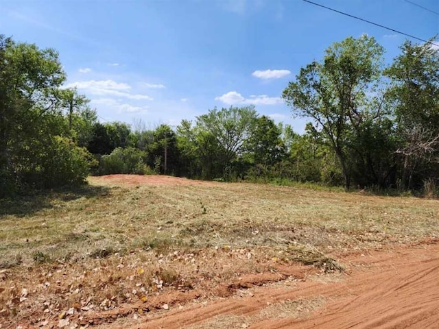 Listing photo 3 for 915 Bell Ln, Blanchard OK 73010