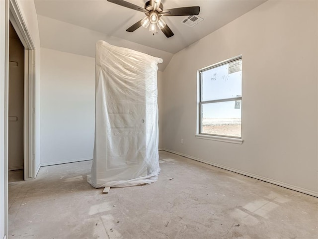 spare room featuring ceiling fan