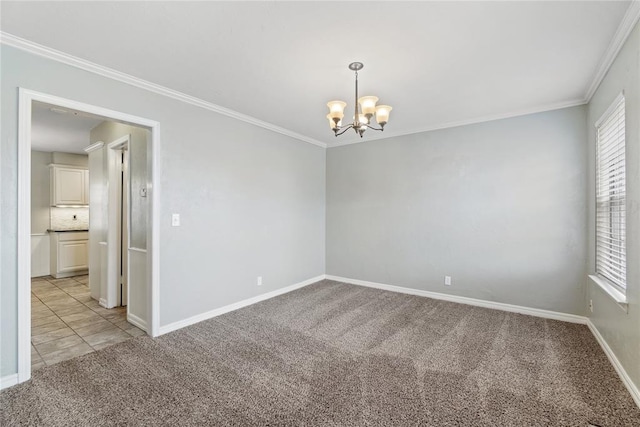 unfurnished room featuring light colored carpet, ornamental molding, and a chandelier