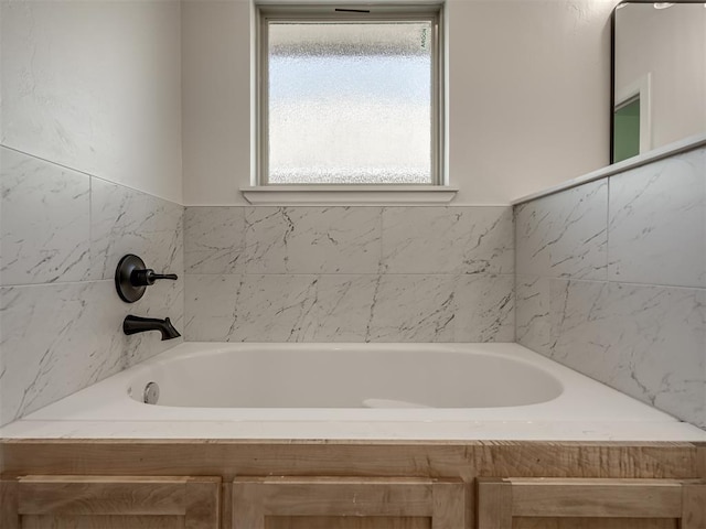 bathroom featuring a bathing tub