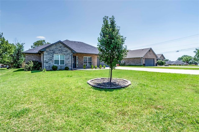 ranch-style home featuring a front yard