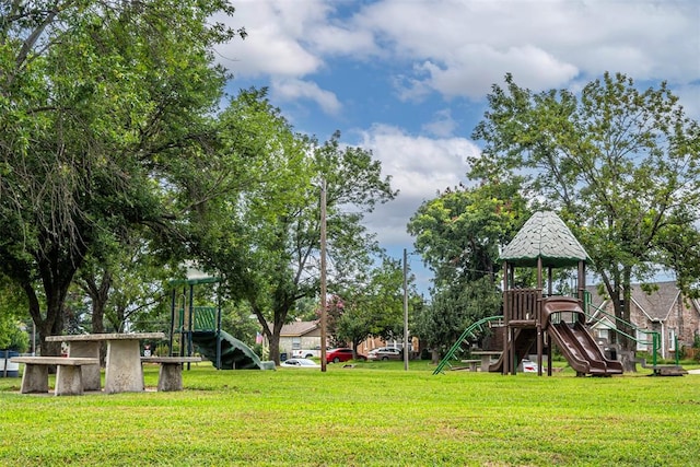 view of yard featuring a playground