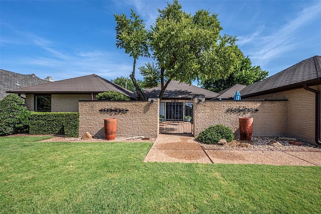 Listing photo 2 for 4413 Saint Patrick Dr, Oklahoma City OK 73120