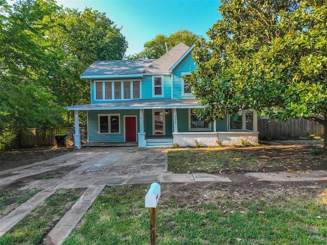 view of front of house featuring covered porch