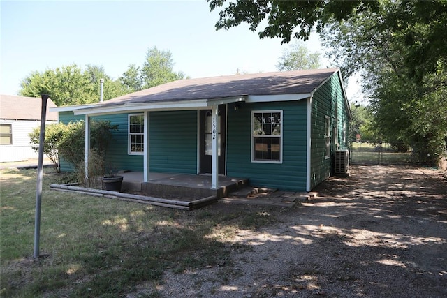 view of front of home featuring covered porch