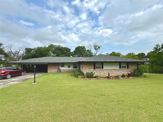 single story home featuring a carport and a front yard