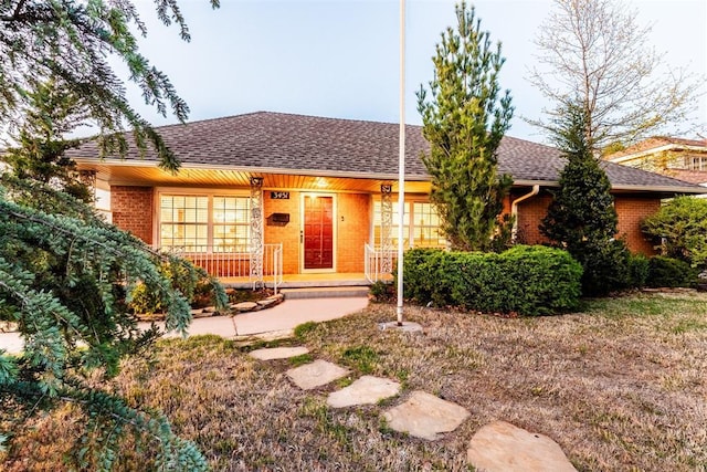 view of front of house featuring a porch