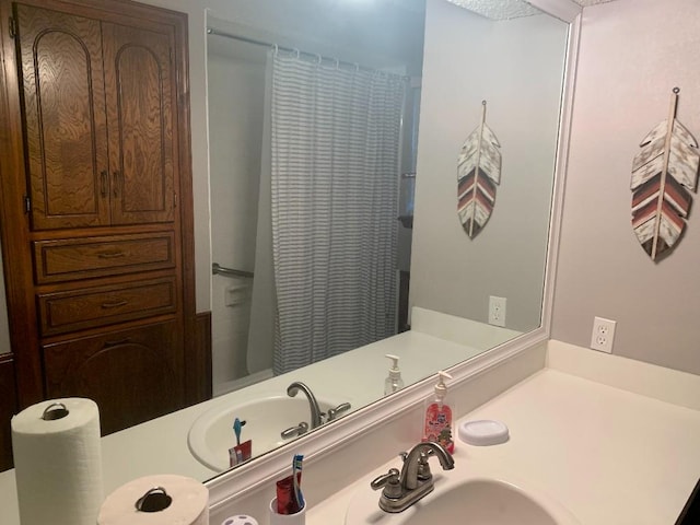 bathroom with sink