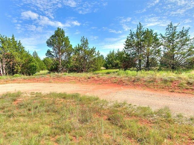 Listing photo 2 for 7671 Redbud Trl, Guthrie OK 73044