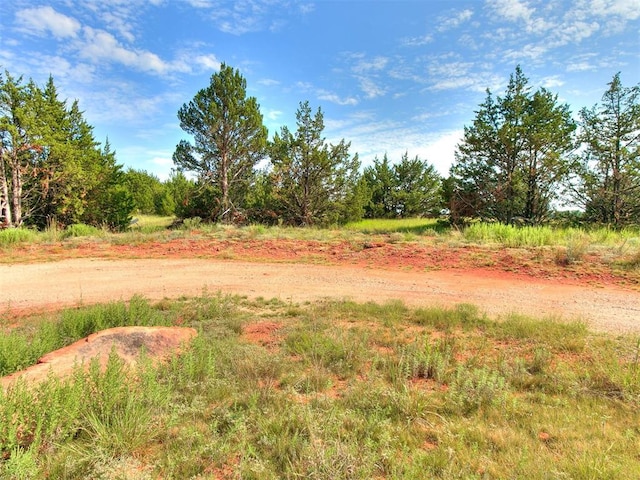 Listing photo 3 for 7671 Redbud Trl, Guthrie OK 73044