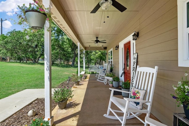 view of patio featuring a porch and ceiling fan