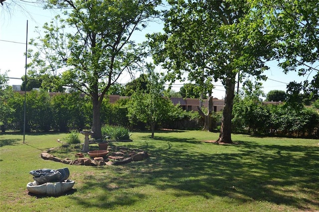 5932 NW 62nd Ter, Oklahoma City, OK 73122 - view of yard