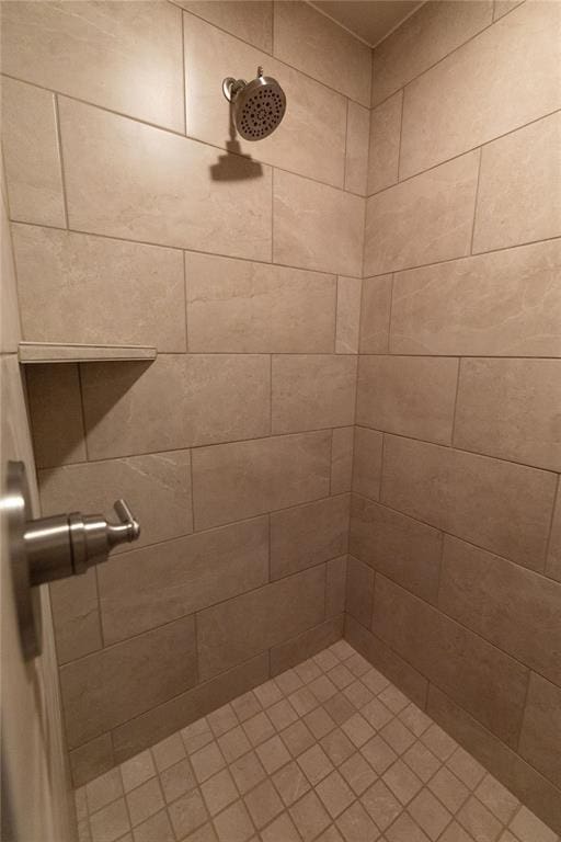 8709 Tyrion Dr, Edmond, OK 73007 - full bathroom with tiled shower