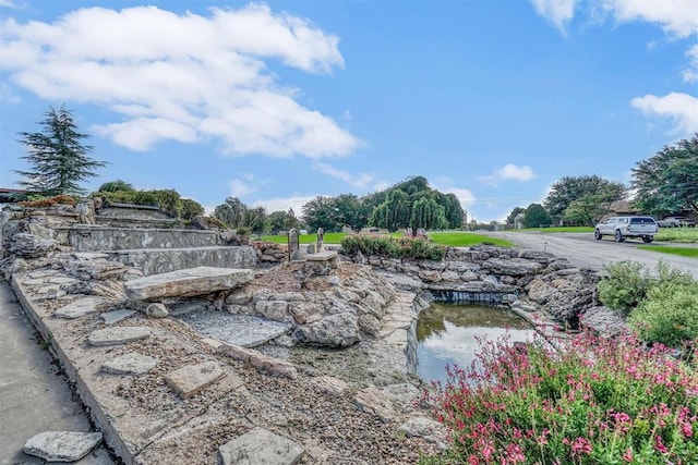 103 Park Dr, Sayre, OK 73662 - view of yard