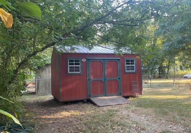 view of outbuilding