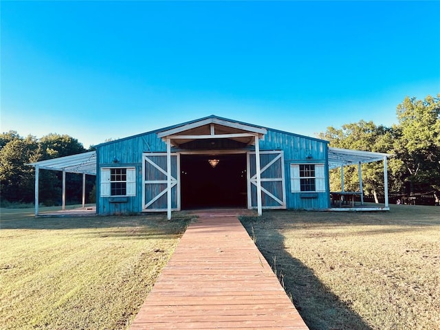 view of outbuilding