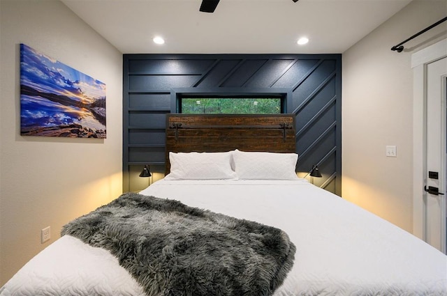 bedroom featuring ceiling fan