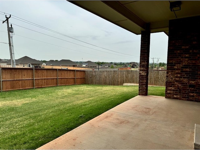 view of yard with a patio area