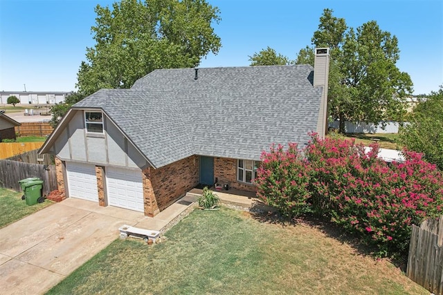 view of front of property with a front yard