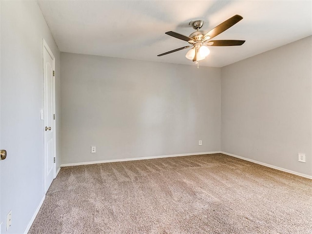 unfurnished room featuring carpet flooring and ceiling fan