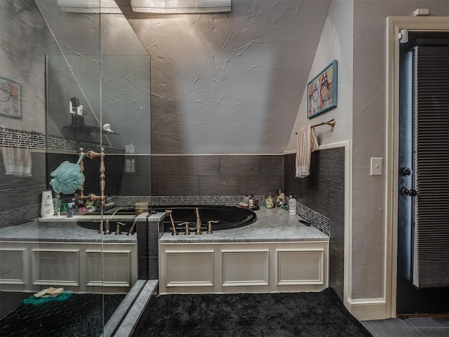 bathroom featuring a bathing tub