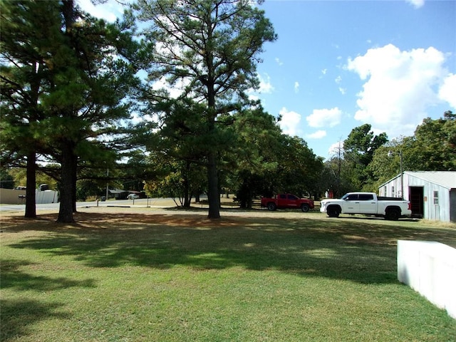 33322 Hardesty Rd, Shawnee, OK 74801 - view of grassy yard