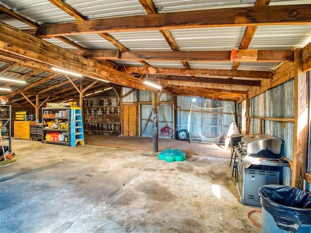 33322 Hardesty Rd, Shawnee, OK 74801 - view of garage