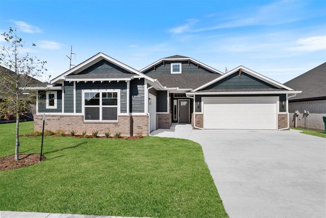 craftsman-style house with a garage and a front yard