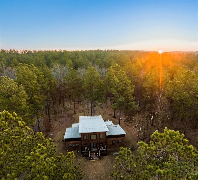 view of aerial view at dusk