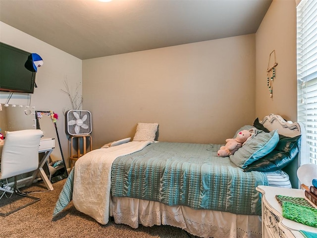 bedroom featuring carpet floors