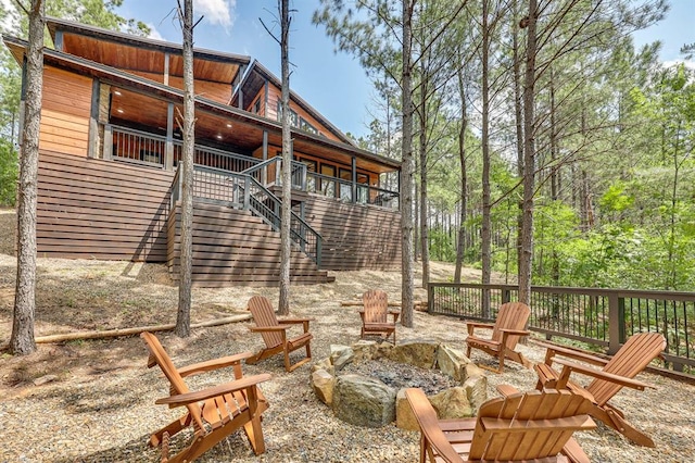 view of patio featuring an outdoor fire pit