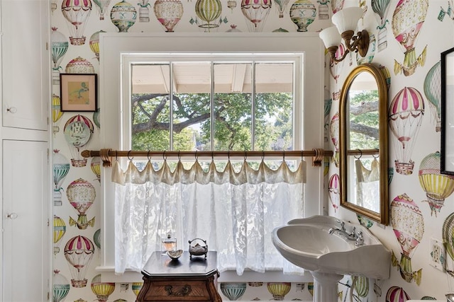 bathroom with plenty of natural light