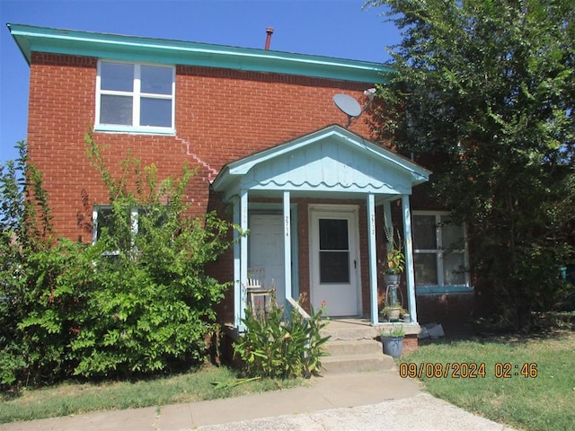 view of front facade