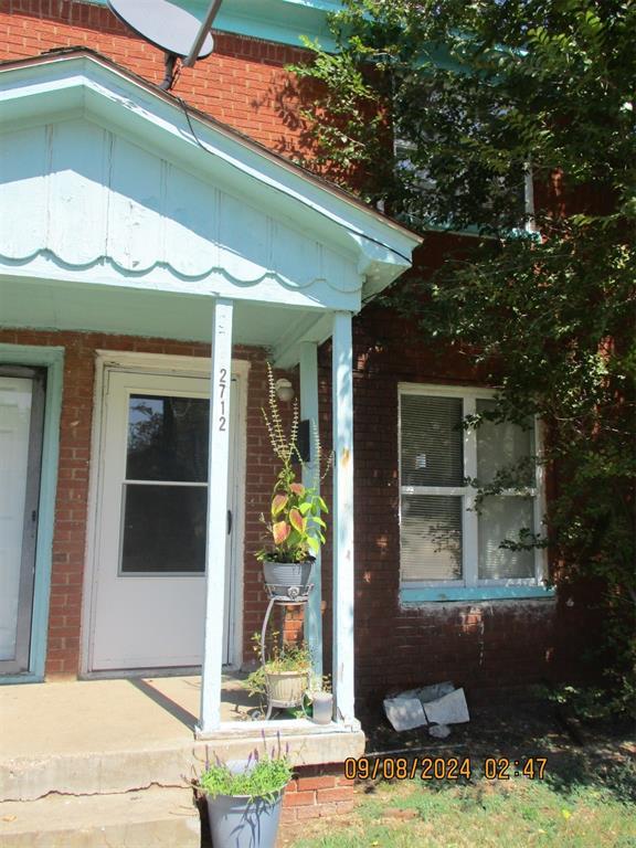 2714 N Lyon Dr, Oklahoma City, OK 73107 - photo 2