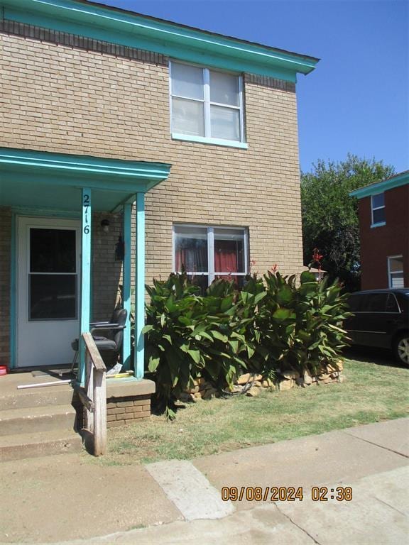 2718 N Lyon Dr, Oklahoma City, OK 73111 - photo 2