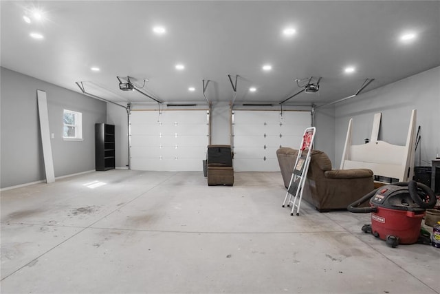 24484 E 990th Rd, Weatherford, OK 73096 - garage featuring a garage door opener