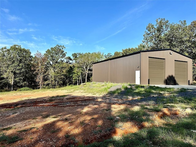 Listing photo 3 for 230 Chinook Rd, Broken Bow OK 74728